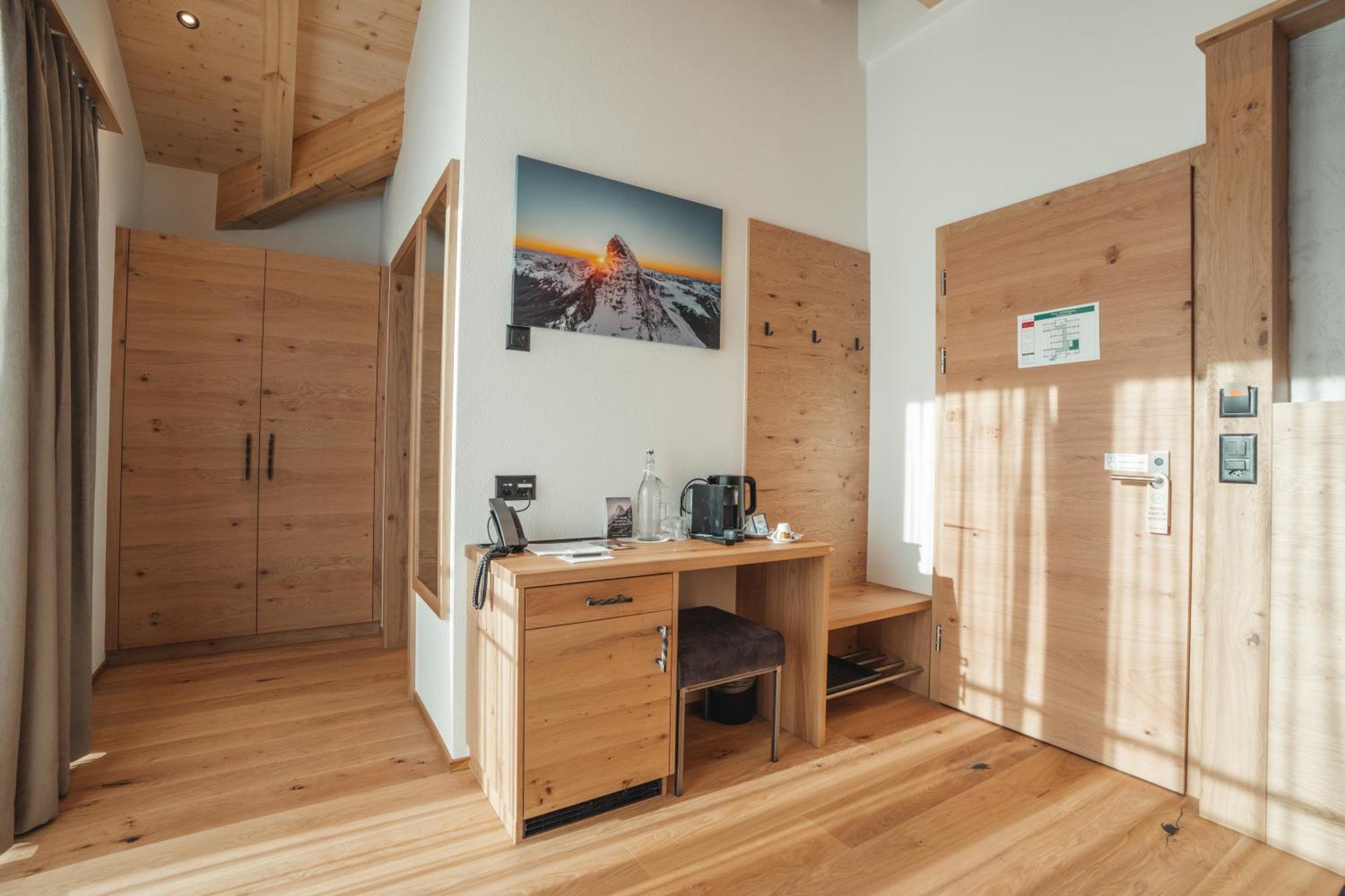 Hotel Porta Cervino Täsch Εξωτερικό φωτογραφία