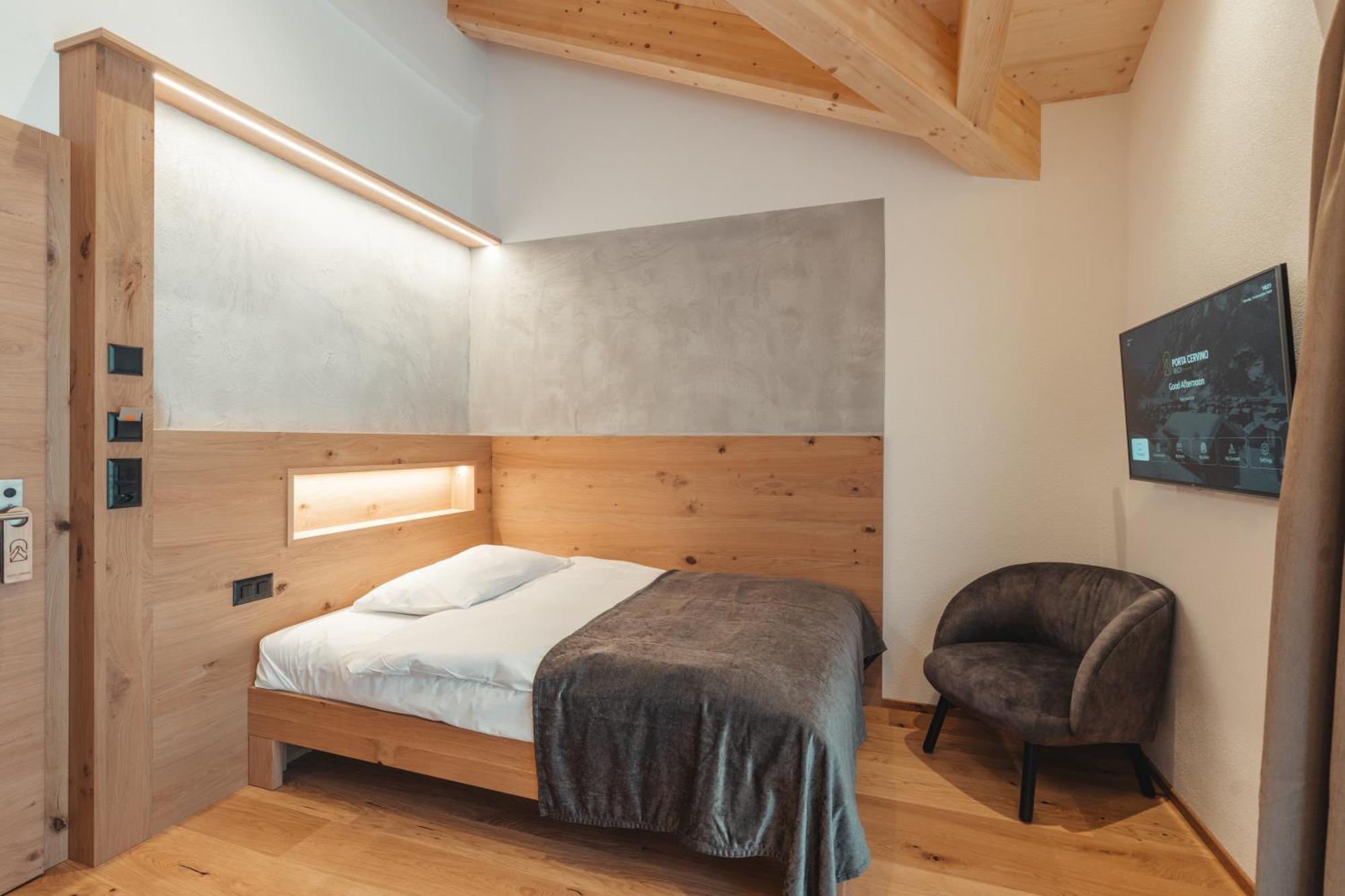 Hotel Porta Cervino Täsch Εξωτερικό φωτογραφία
