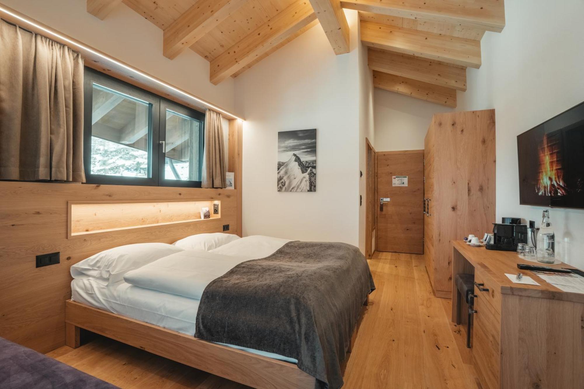 Hotel Porta Cervino Täsch Εξωτερικό φωτογραφία